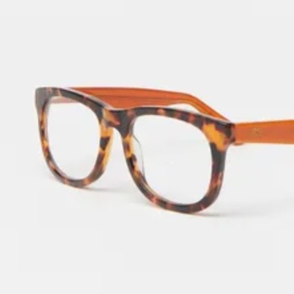 DESIGNER J McLaughlin Readers w/ Tortoise Shell Frames- 2.5 Strength NWOT